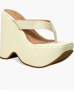 Chase + Chloe Cream Platform Wedge Thong Sandals